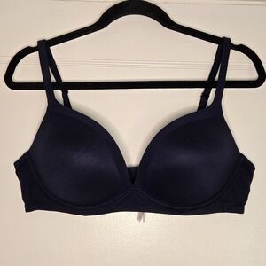 Victoria's Secret Navy Push-Up Bra